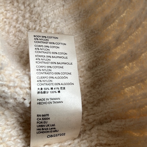 Free People Oversized Sweater xs/s like new condition - Picture 10 of 12